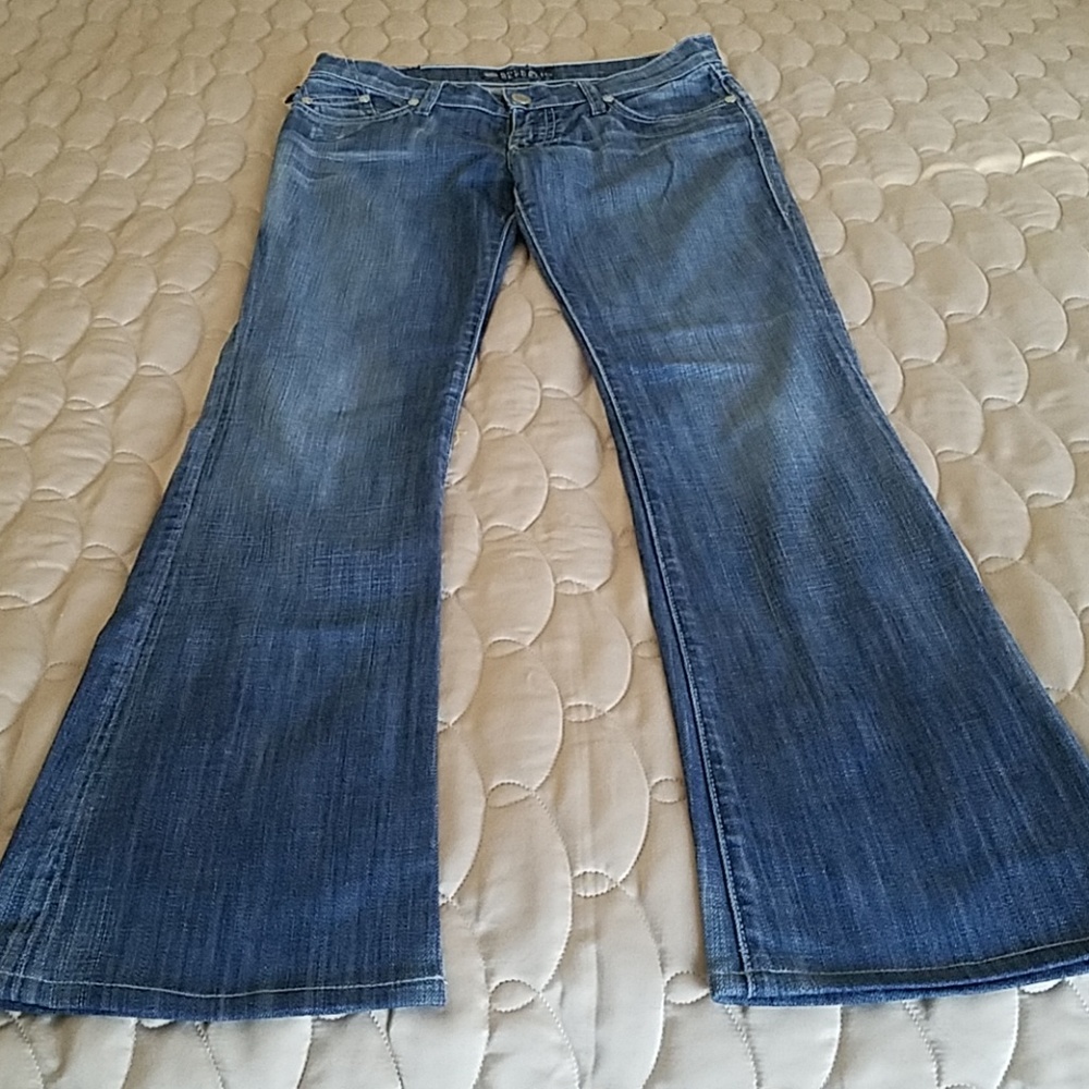 Rock & Repubic Jeans
